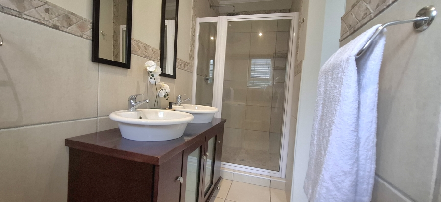 4 Bedroom Property for Sale in Beacon Bay Eastern Cape